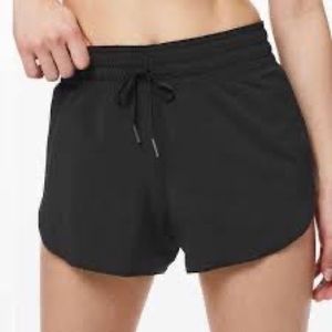 Lululemon Choose A Side Short *Reversible 3"